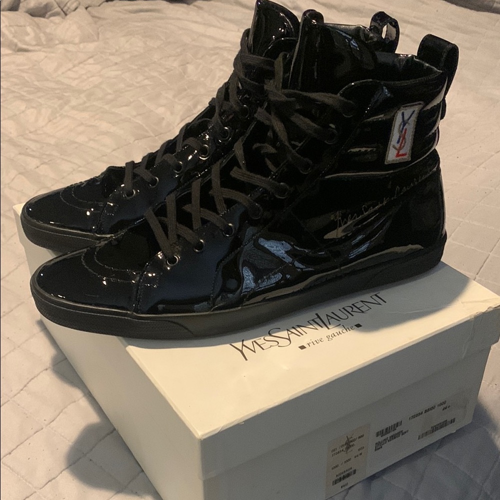 Yves Saint Laurent Black patent leather High-Top Sneakers